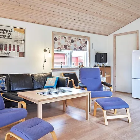 8 Person Holiday Home In Gudhjem *