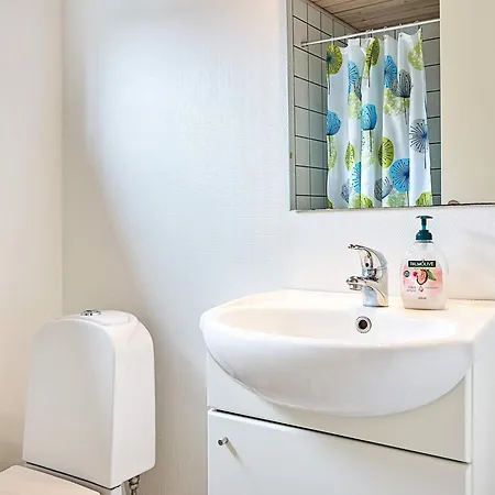 Modern Retreat By Golf Course - By Traum Gudhjem