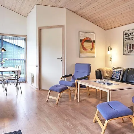 Modern Retreat By Golf Course - By Traum * Gudhjem